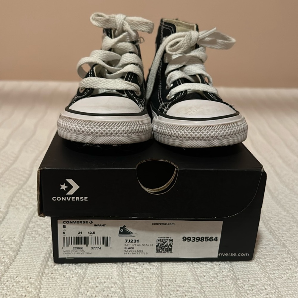 Black and white high top converse infant size 5